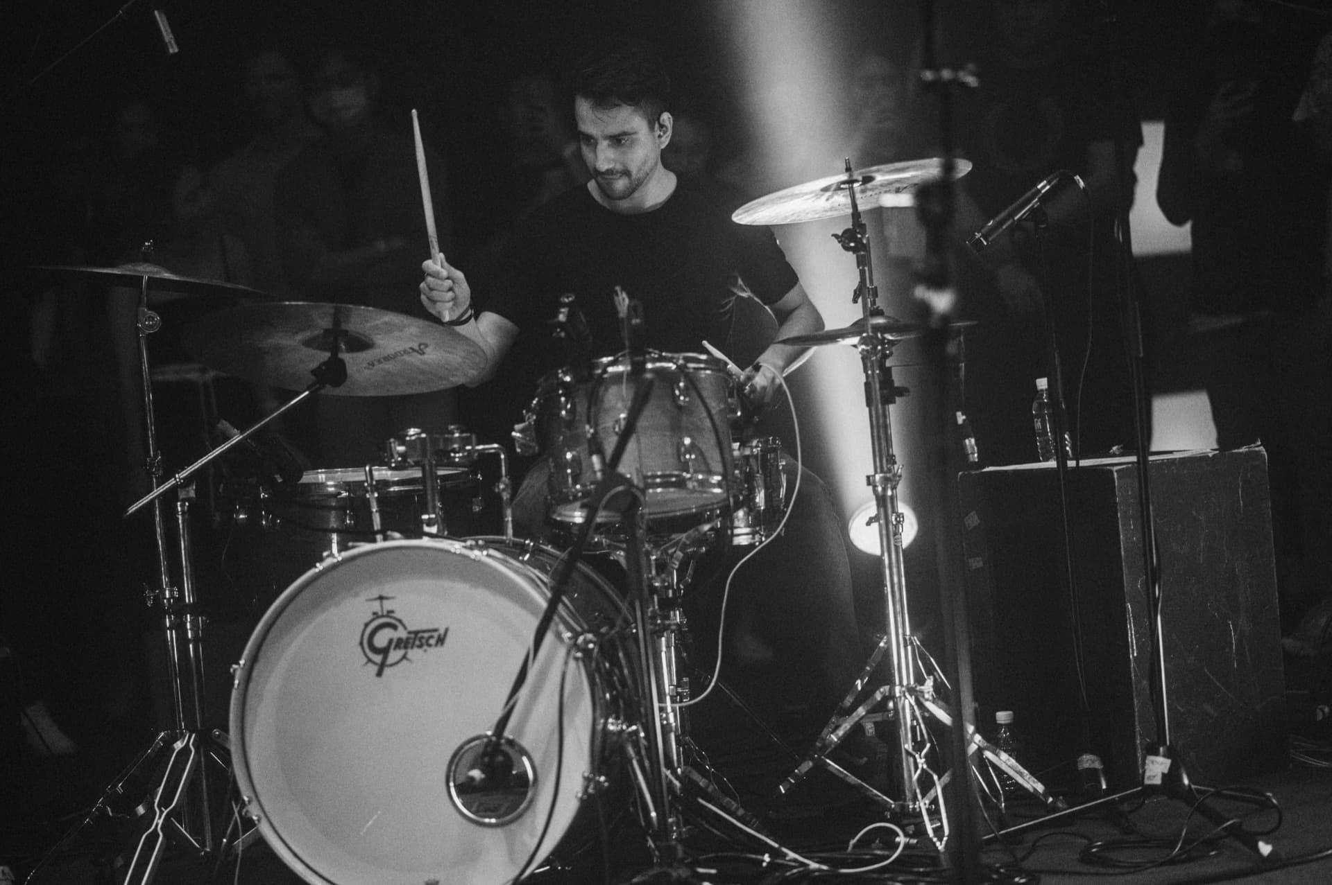 Rafasky playing live